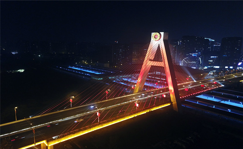 我們用燈光獻禮新中國70華誕